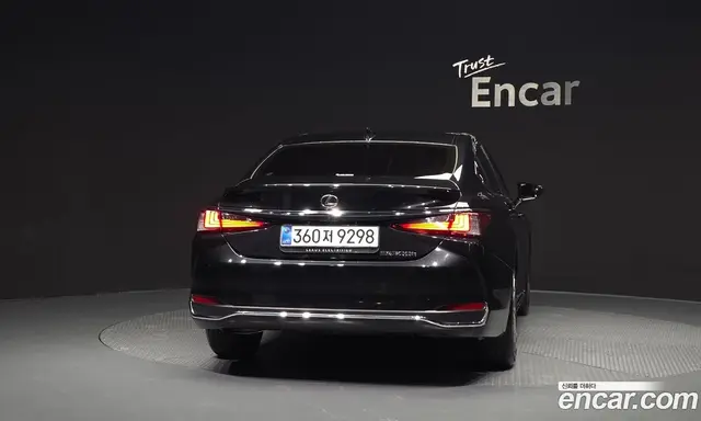 Lexus ES 2025 2.5 автомат (гидро), миниатюра 4 Lexus ES 2025 2.5 автомат (гидро), миниатюра 4