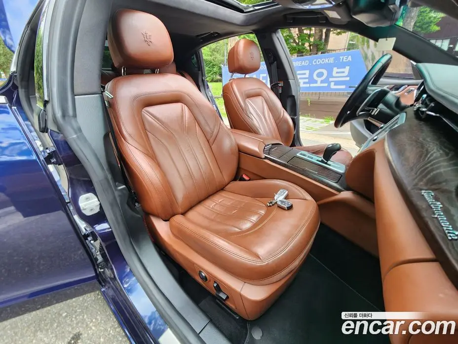 Maserati Quattroporte 2015 3.0 автомат (гидро), фото 15 Maserati Quattroporte 2015 3.0 автомат (гидро), фото 15