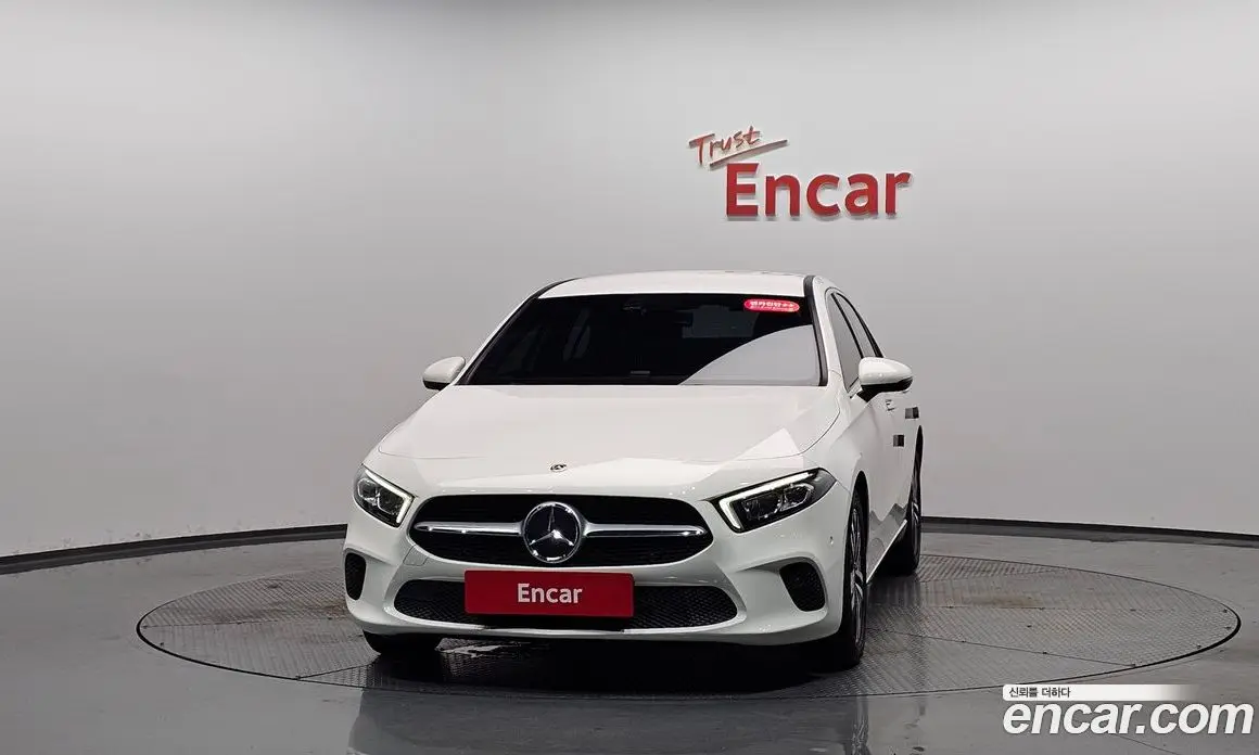 Mercedes-Benz A-Class 2021 1.9 автомат (гидро), фото 2 Mercedes-Benz A-Class 2021 1.9 автомат (гидро), фото 2
