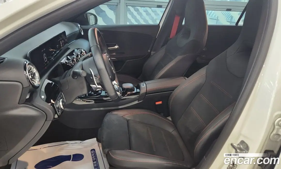 Mercedes-Benz A-Class 2023 2.0 автомат (гидро), фото 17 Mercedes-Benz A-Class 2023 2.0 автомат (гидро), фото 17