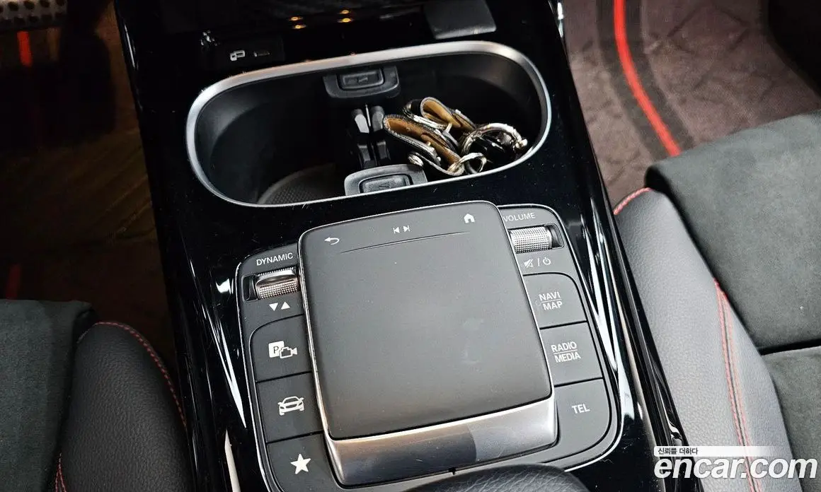 Mercedes-Benz A-Class 2023 2.0 автомат (гидро), фото 24