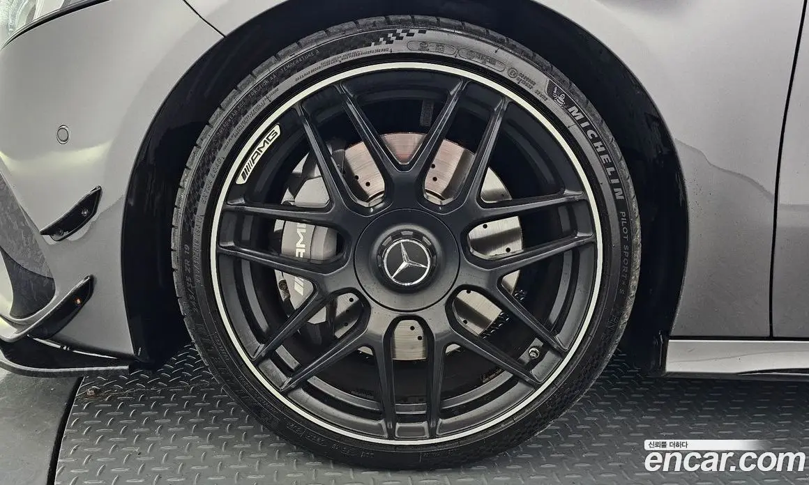 Mercedes-Benz A-Class 2023 2.0 автомат (гидро), фото 5