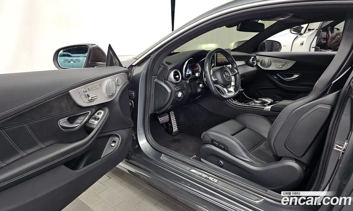 Mercedes-Benz C-Class 2018 4.0 автомат (гидро), фото 10 Mercedes-Benz C-Class 2018 4.0 автомат (гидро), фото 10