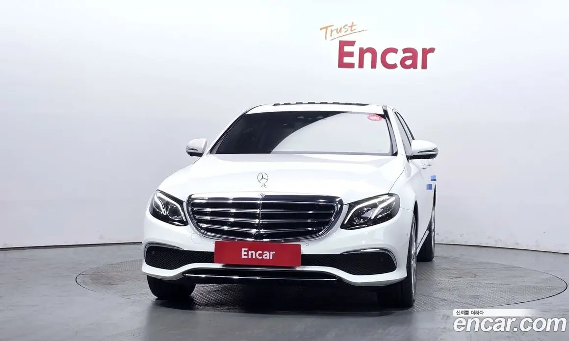 Mercedes-Benz E-Class 2018 2.0 автомат (гидро), фото 3 Mercedes-Benz E-Class 2018 2.0 автомат (гидро), фото 3