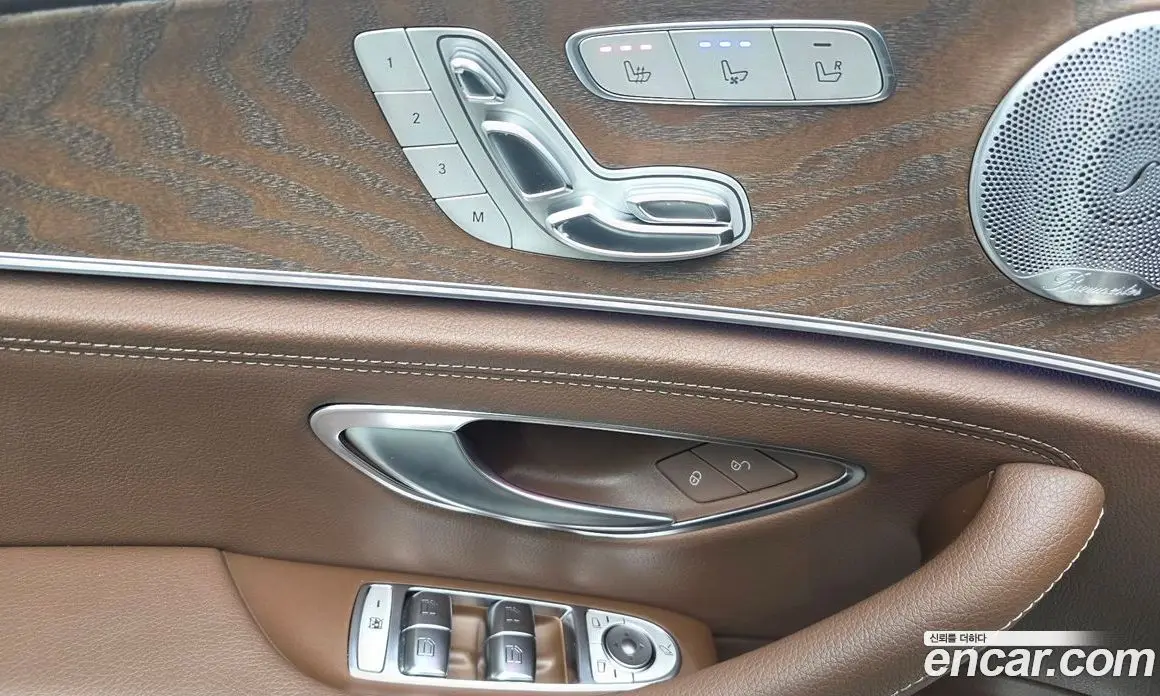Mercedes-Benz E-Class 2018 2.0 автомат (гидро), фото 26 Mercedes-Benz E-Class 2018 2.0 автомат (гидро), фото 26