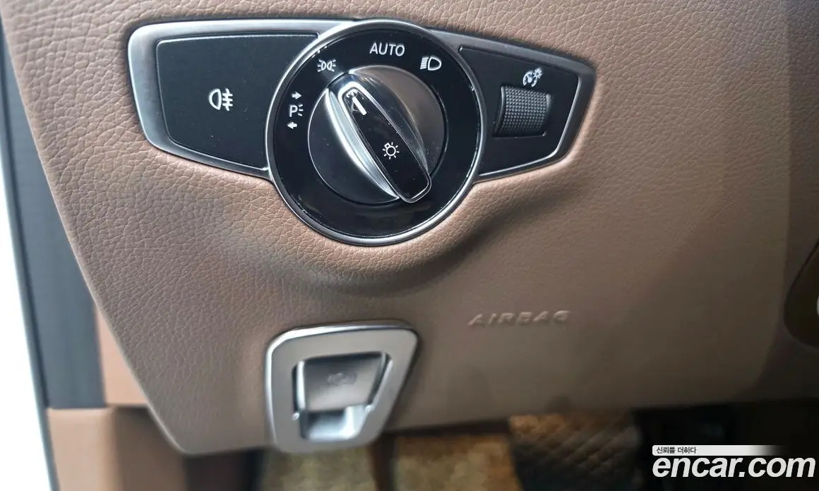 Mercedes-Benz E-Class 2018 2.0 автомат (гидро), фото 29 Mercedes-Benz E-Class 2018 2.0 автомат (гидро), фото 29