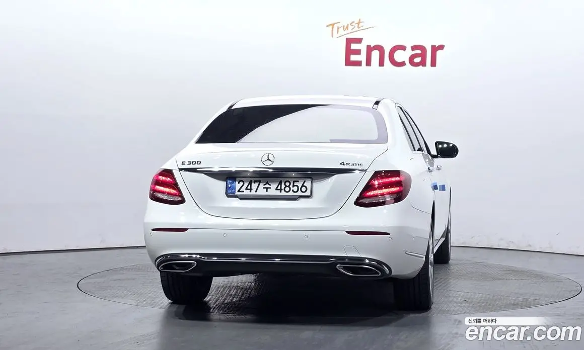 Mercedes-Benz E-Class 2018 2.0 автомат (гидро), фото 4 Mercedes-Benz E-Class 2018 2.0 автомат (гидро), фото 4