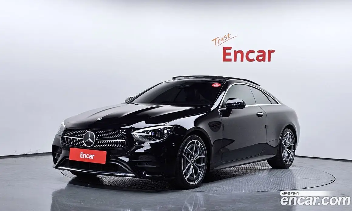 Mercedes-Benz E-Class 2022 2.0 автомат (гидро), фото 1 Mercedes-Benz E-Class 2022 2.0 автомат (гидро), фото 1