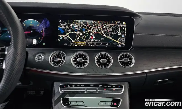 Mercedes-Benz E-Class 2022 2.0 автомат (гидро), миниатюра 12