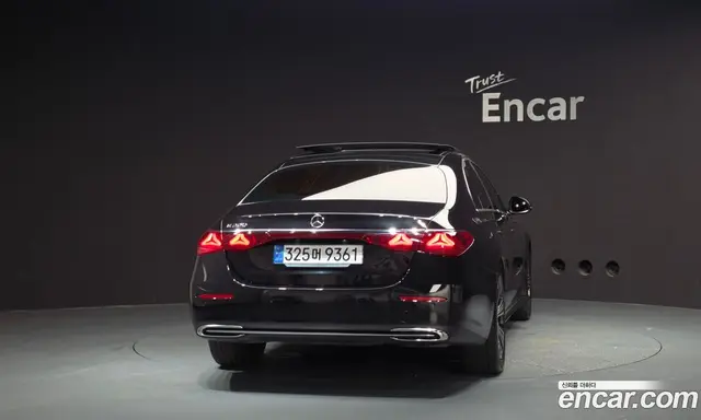 Mercedes-Benz E-Class 2024 2.0 автомат (гидро), миниатюра 4