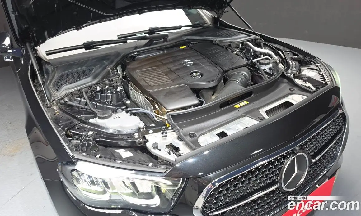 Mercedes-Benz E-Class 2024 2.0 автомат (гидро), фото 6