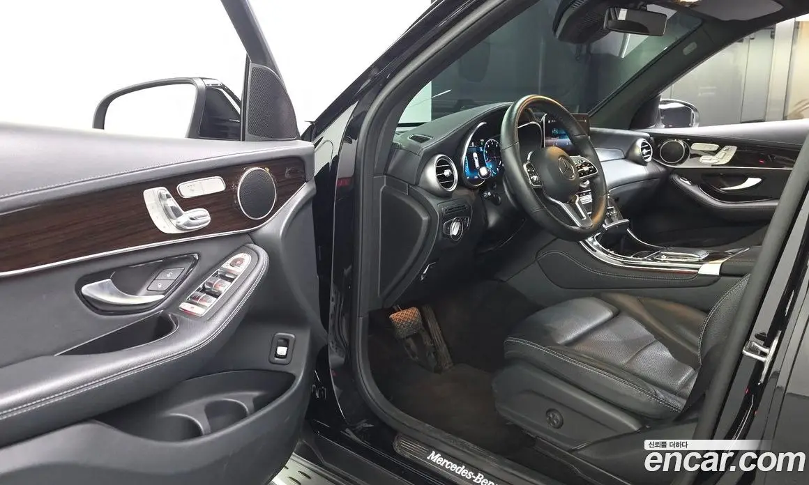 Mercedes-Benz GLC-Class 2020 2.0 автомат (гидро), фото 13 Mercedes-Benz GLC-Class 2020 2.0 автомат (гидро), фото 13