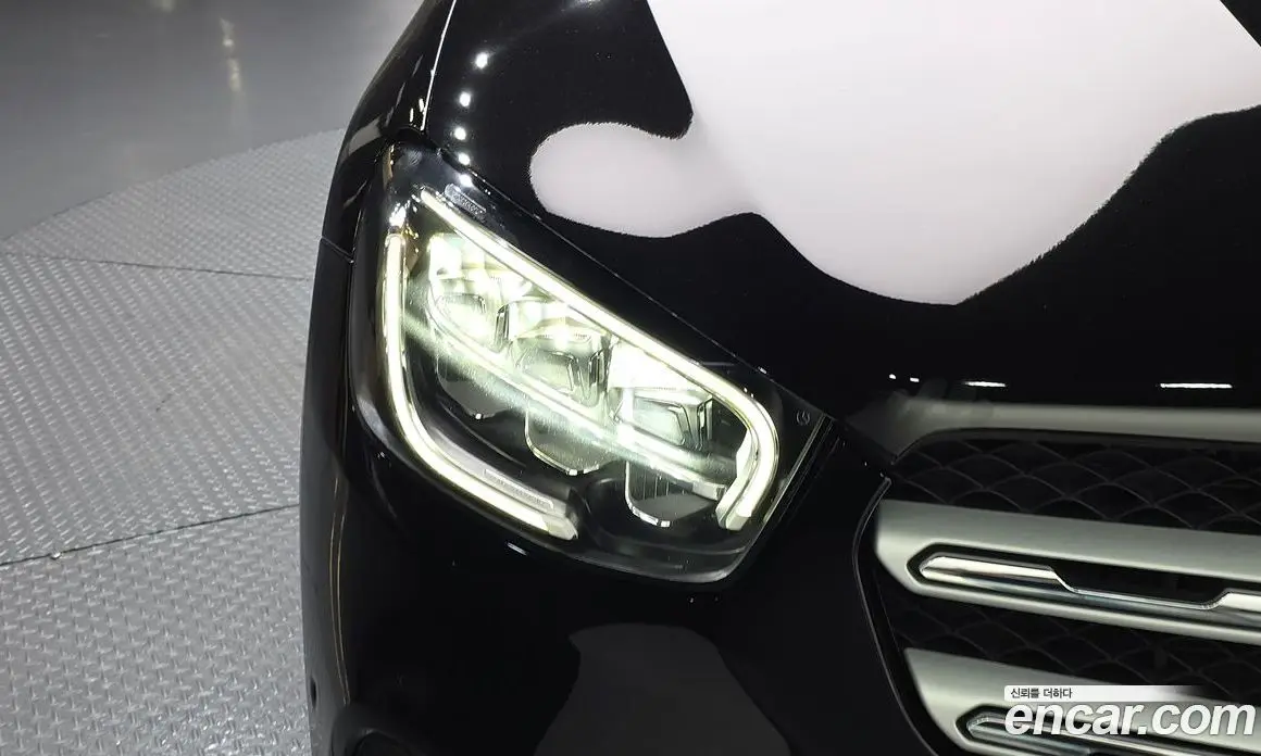 Mercedes-Benz GLC-Class 2020 2.0 автомат (гидро), фото 8 Mercedes-Benz GLC-Class 2020 2.0 автомат (гидро), фото 8