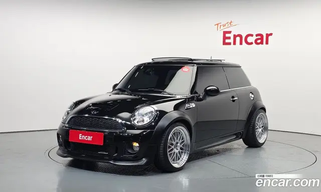 Mini Cooper 2013 1.6 автомат (гидро), миниатюра 1 Mini Cooper 2013 1.6 автомат (гидро), миниатюра 1