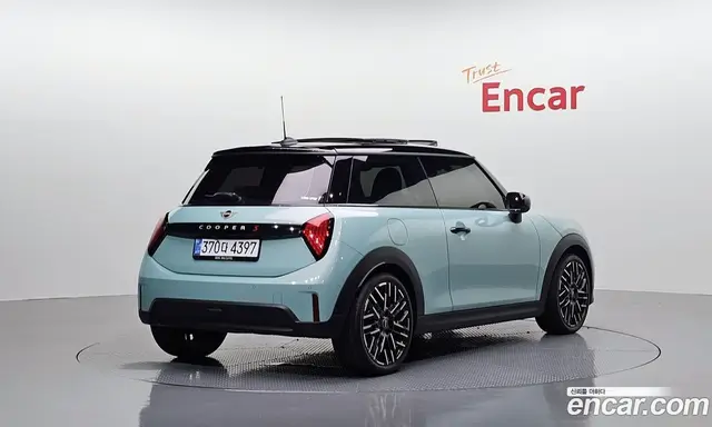 Mini Cooper 2024 2.0 автомат (гидро), миниатюра 2