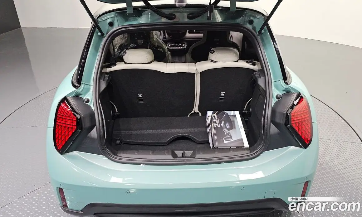 Mini Cooper 2024 2.0 автомат (гидро), фото 20