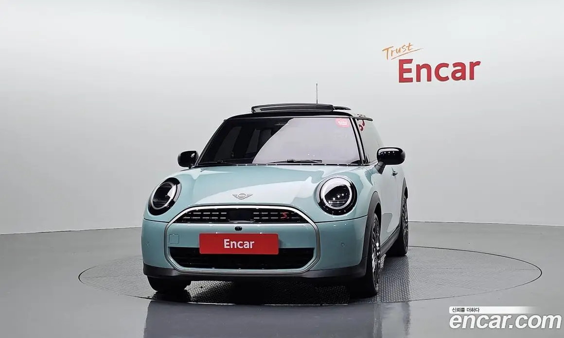 Mini Cooper 2024 2.0 автомат (гидро), фото 3