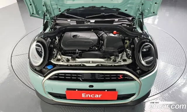 Mini Cooper 2024 2.0 автомат (гидро), миниатюра 6