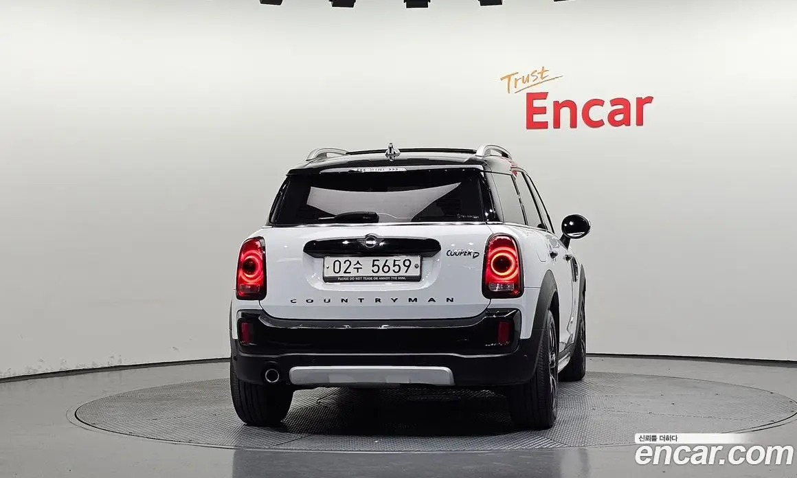 Mini Countryman 2019 2.0 автомат (гидро), фото 4 Mini Countryman 2019 2.0 автомат (гидро), фото 4