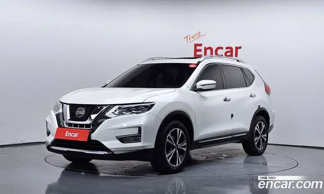 Nissan X-Trail 2018 2.5 автомат (гидро), миниатюра 1 Nissan X-Trail 2018 2.5 автомат (гидро), миниатюра 1