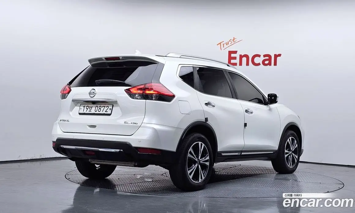 Nissan X-Trail 2018 2.5 автомат (гидро), фото 2 Nissan X-Trail 2018 2.5 автомат (гидро), фото 2