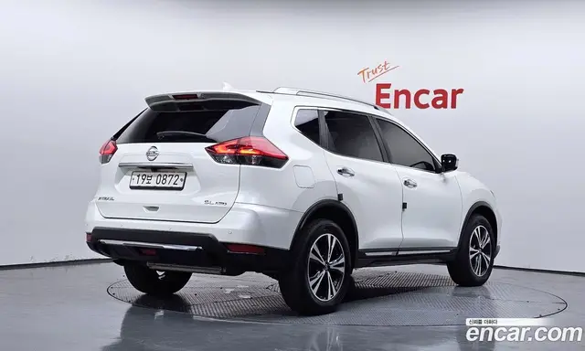 Nissan X-Trail 2018 2.5 автомат (гидро), миниатюра 2 Nissan X-Trail 2018 2.5 автомат (гидро), миниатюра 2