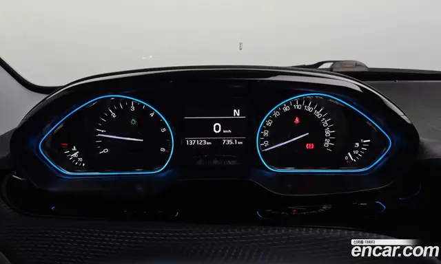 Peugeot 2008 2017 1.6 автомат (гидро), миниатюра 11 Peugeot 2008 2017 1.6 автомат (гидро), миниатюра 11