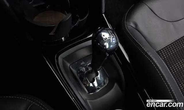 Peugeot 2008 2017 1.6 автомат (гидро), миниатюра 12
