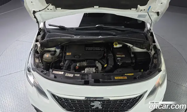 Peugeot 2008 2017 1.6 автомат (гидро), миниатюра 6 Peugeot 2008 2017 1.6 автомат (гидро), миниатюра 6