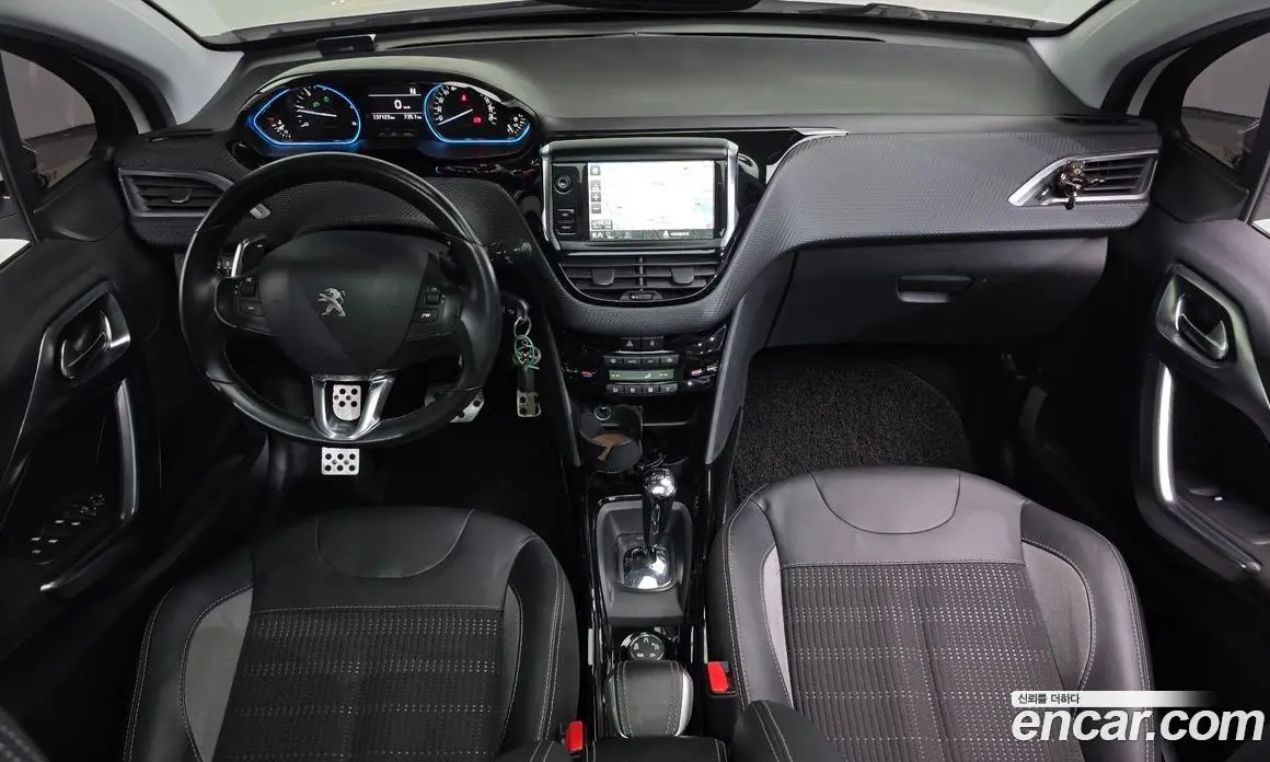 Peugeot 2008 2017 1.6 автомат (гидро), фото 10 Peugeot 2008 2017 1.6 автомат (гидро), фото 10