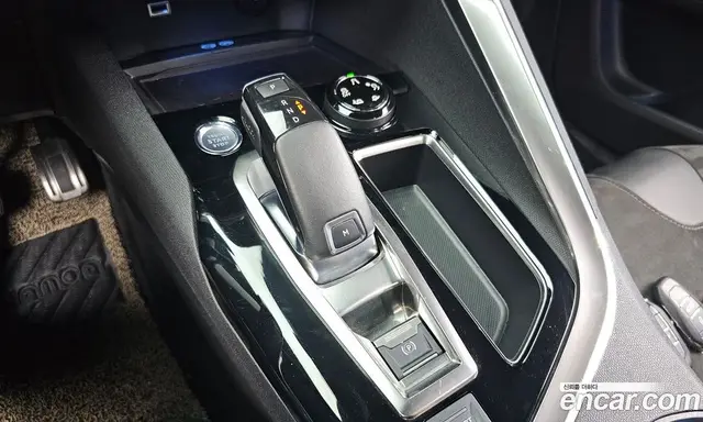Peugeot 5008 2020 2.0 автомат (гидро), миниатюра 9
