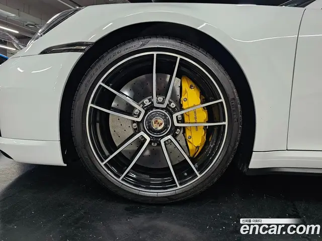 Porsche 911 2021 3.7 автомат (гидро), миниатюра 9