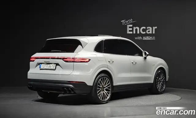 Porsche Cayenne 2021 3.0 автомат (гидро), миниатюра 2
