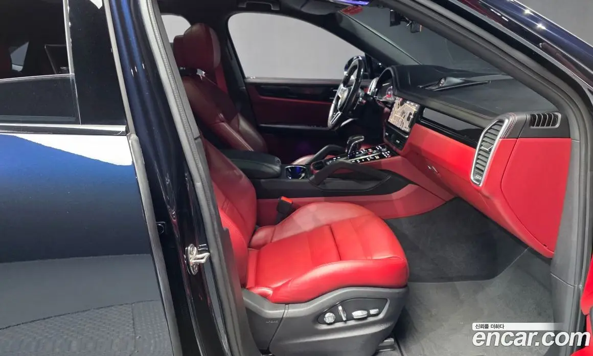 Porsche Cayenne 2021 3.0 автомат (гидро), фото 16 Porsche Cayenne 2021 3.0 автомат (гидро), фото 16