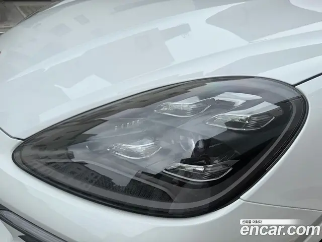 Porsche Cayenne 2023 3.0 автомат (гидро), миниатюра 9 Porsche Cayenne 2023 3.0 автомат (гидро), миниатюра 9
