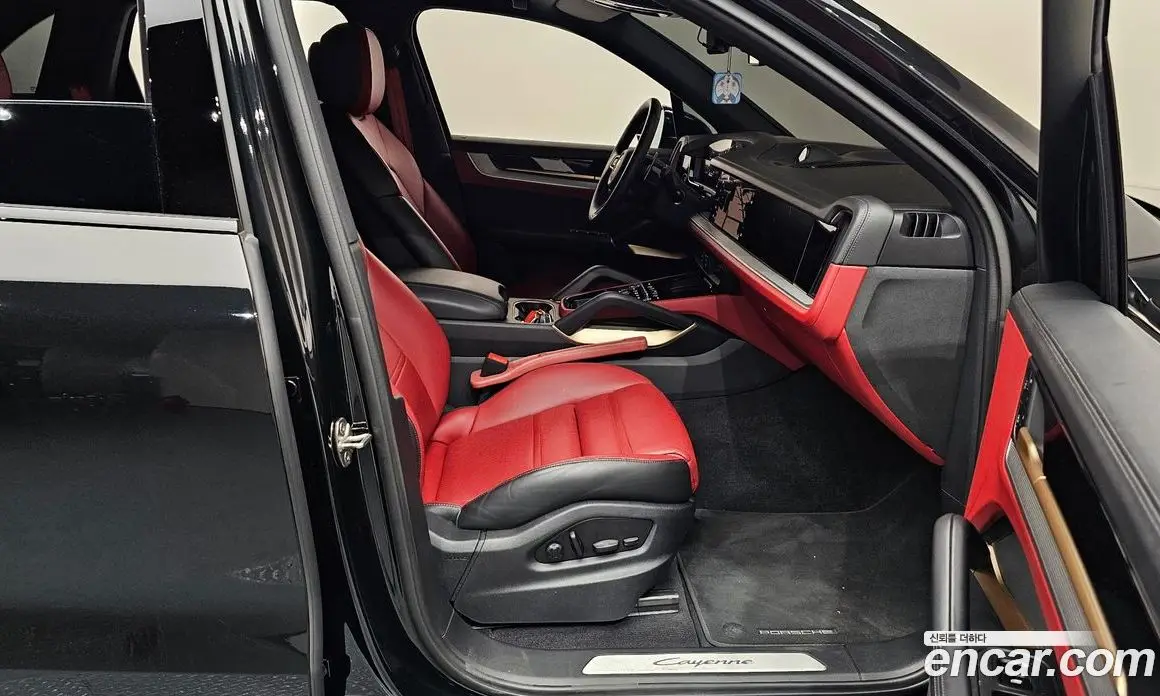 Porsche Cayenne 2024 3.0 автомат (гидро), фото 16