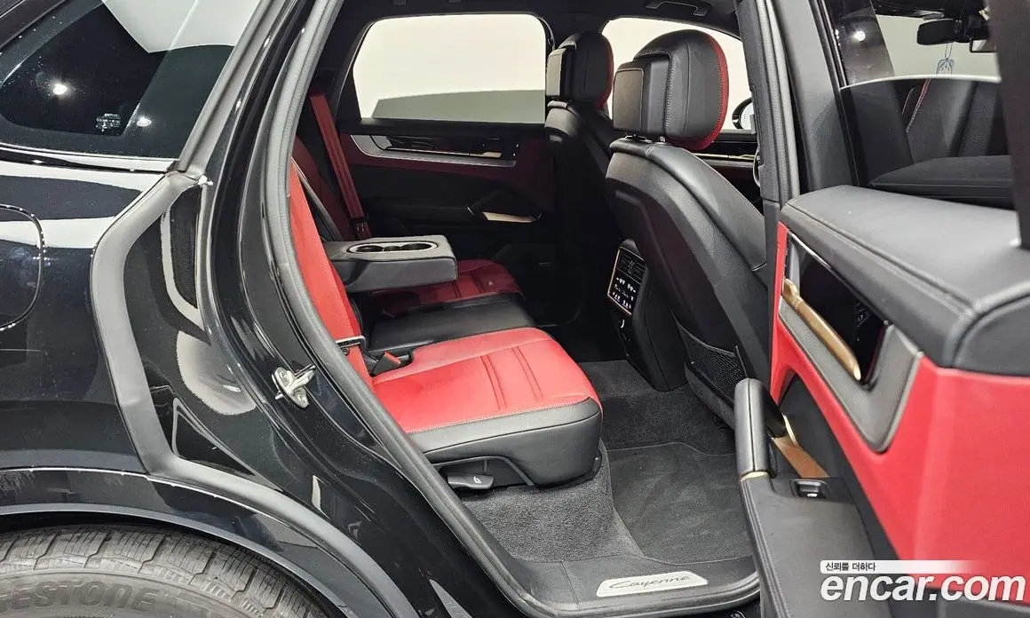 Porsche Cayenne 2024 3.0 автомат (гидро), фото 17