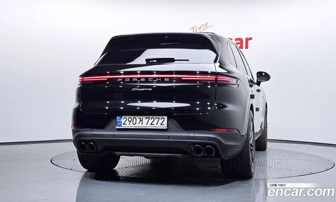 Porsche Cayenne 2024 3.0 автомат (гидро), фото 4