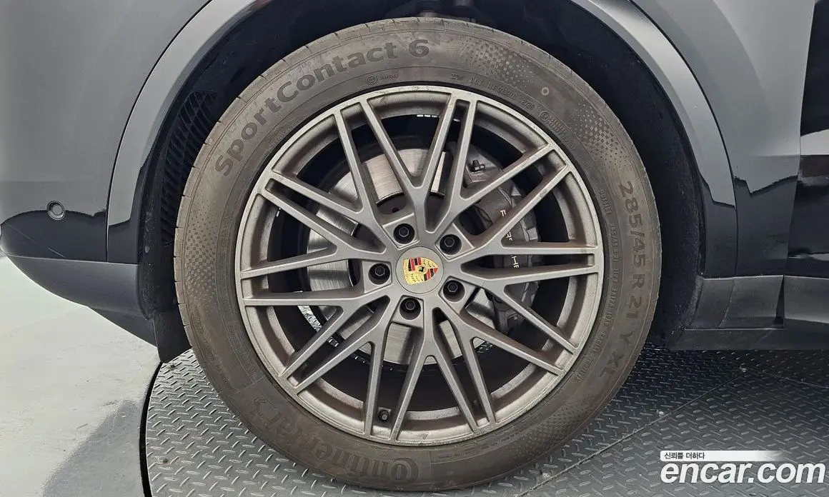 Porsche Cayenne 2024 3.0 автомат (гидро), фото 5
