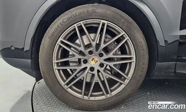 Porsche Cayenne 2024 3.0 автомат (гидро), миниатюра 5