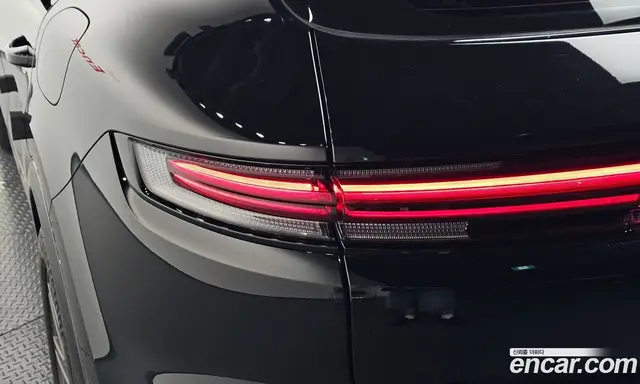 Porsche Cayenne 2024 3.0 автомат (гидро), миниатюра 9