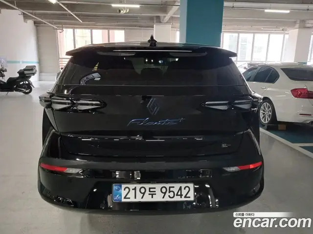 Renault (Samsung) Fluence 2026 1.5 автомат (гидро), миниатюра 6 Renault (Samsung) Fluence 2026 1.5 автомат (гидро), миниатюра 6