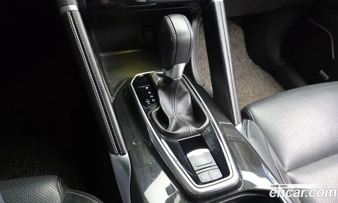 Renault (Samsung) QM6 2017 2.0 автомат (гидро), фото 9 Renault (Samsung) QM6 2017 2.0 автомат (гидро), фото 9