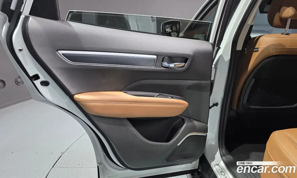 Renault (Samsung) QM6 2022 2.0 автомат (гидро), фото 15 Renault (Samsung) QM6 2022 2.0 автомат (гидро), фото 15