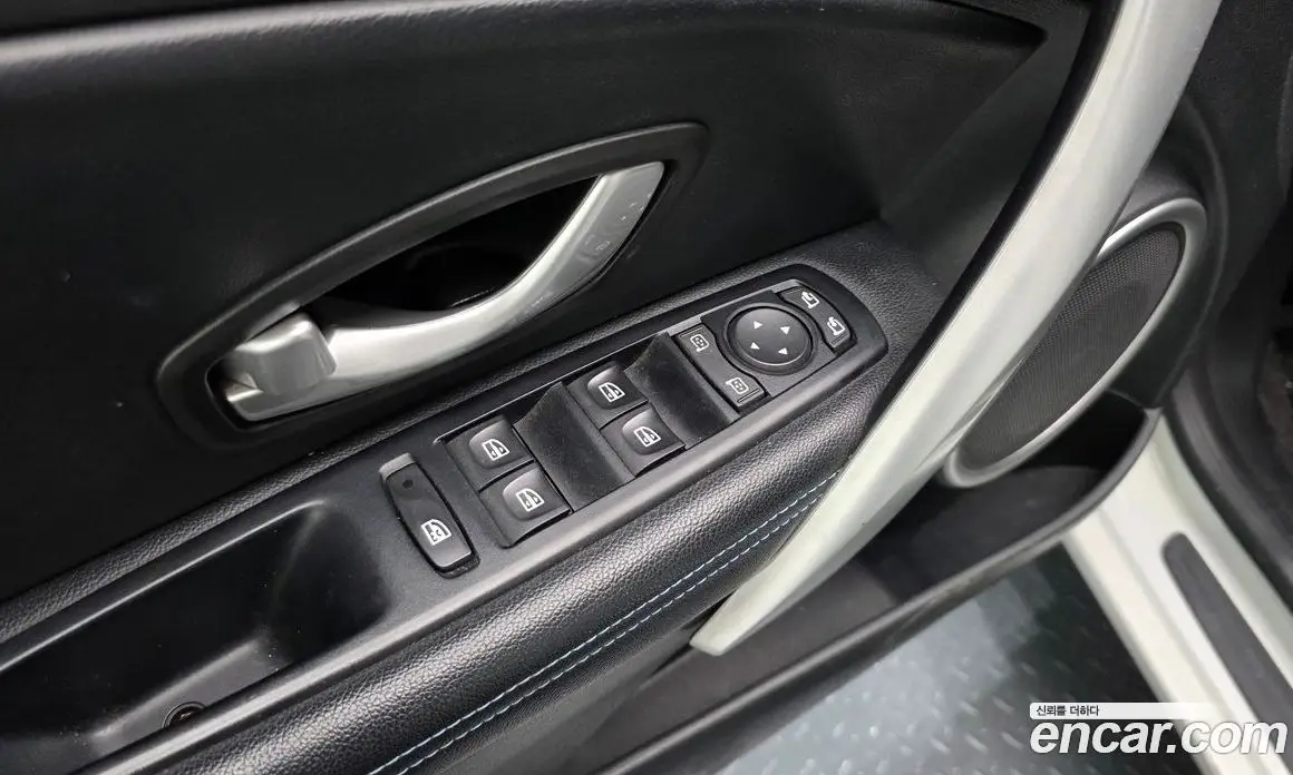 Renault (Samsung) SM3 2012 1.6 автомат (гидро), фото 28 Renault (Samsung) SM3 2012 1.6 автомат (гидро), фото 28