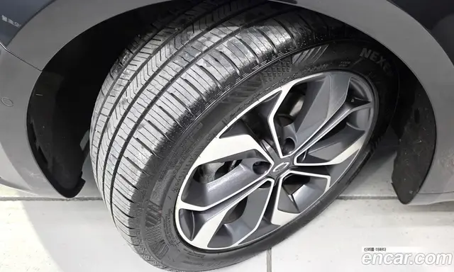 Renault (Samsung) SM6 2018 2.0 автомат (гидро), миниатюра 5