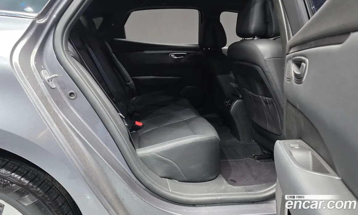Renault (Samsung) SM6 2023 1.3 автомат (гидро), фото 17