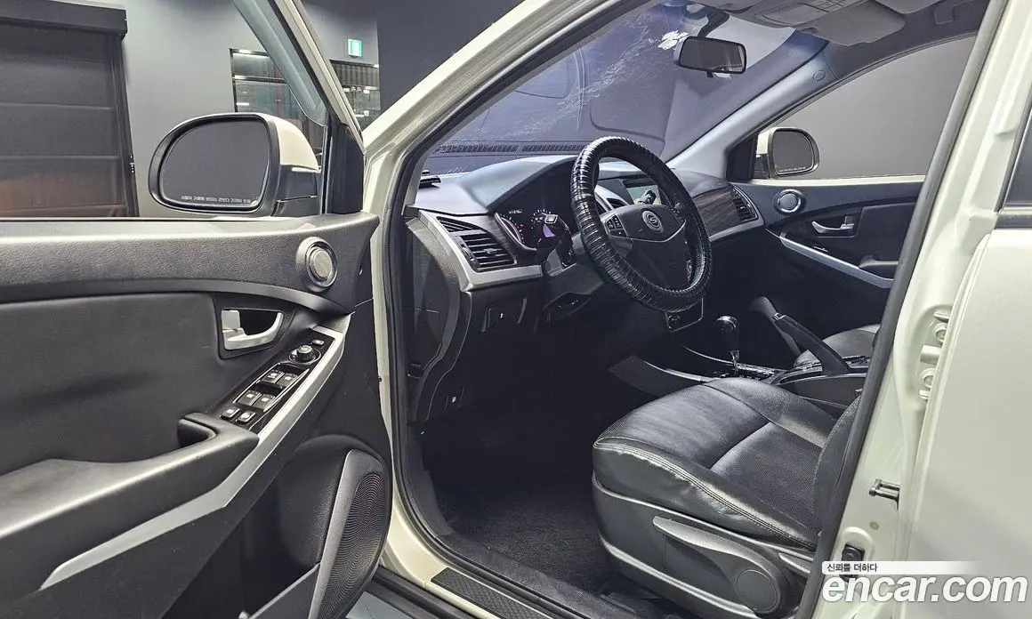 SsangYong Korando 2014 2.0 автомат (гидро), фото 13