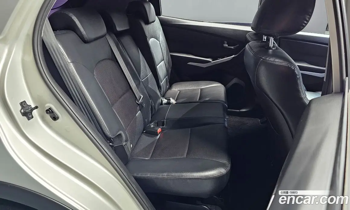SsangYong Korando 2014 2.0 автомат (гидро), фото 17