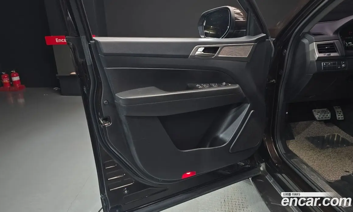 SsangYong Rexton 2018 2.2 автомат (гидро), фото 14